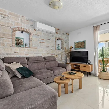 Javor Comfortable Holiday Villa *