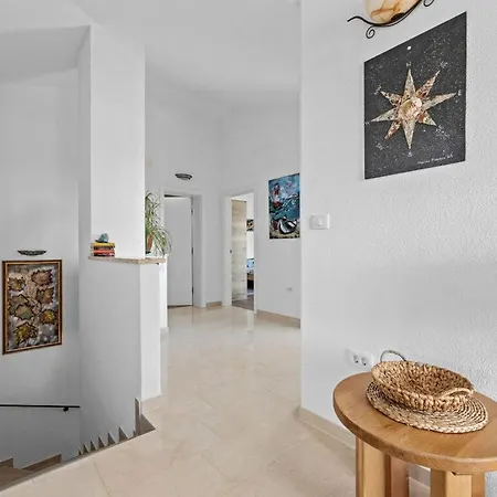 Javor Comfortable Holiday Villa Krnica