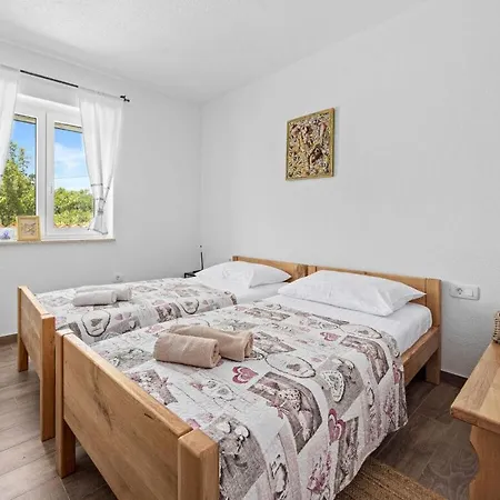 Villa Javor Comfortable Holiday Krnica